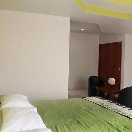 Hotel Real De Cortes Los Reyes  Kültér fotó