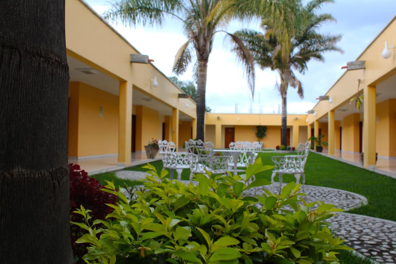 Hotel Real De Cortes Los Reyes  Kültér fotó