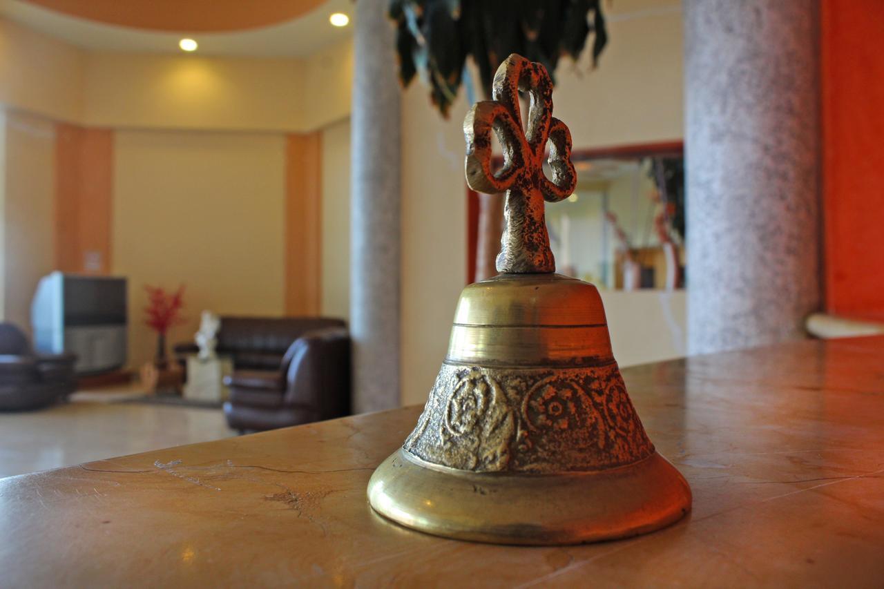 Hotel Real De Cortes Los Reyes  Kültér fotó