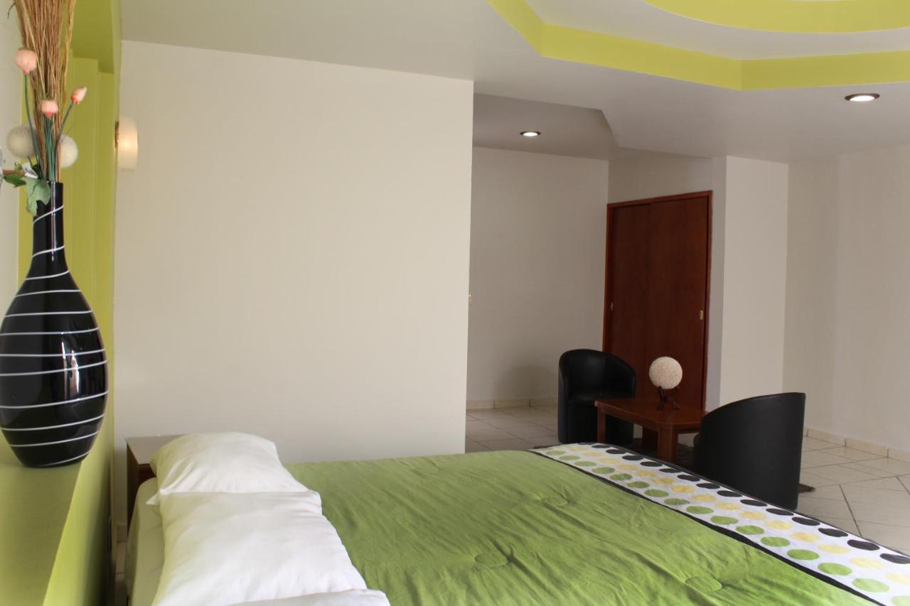 Hotel Real De Cortes Los Reyes  Kültér fotó