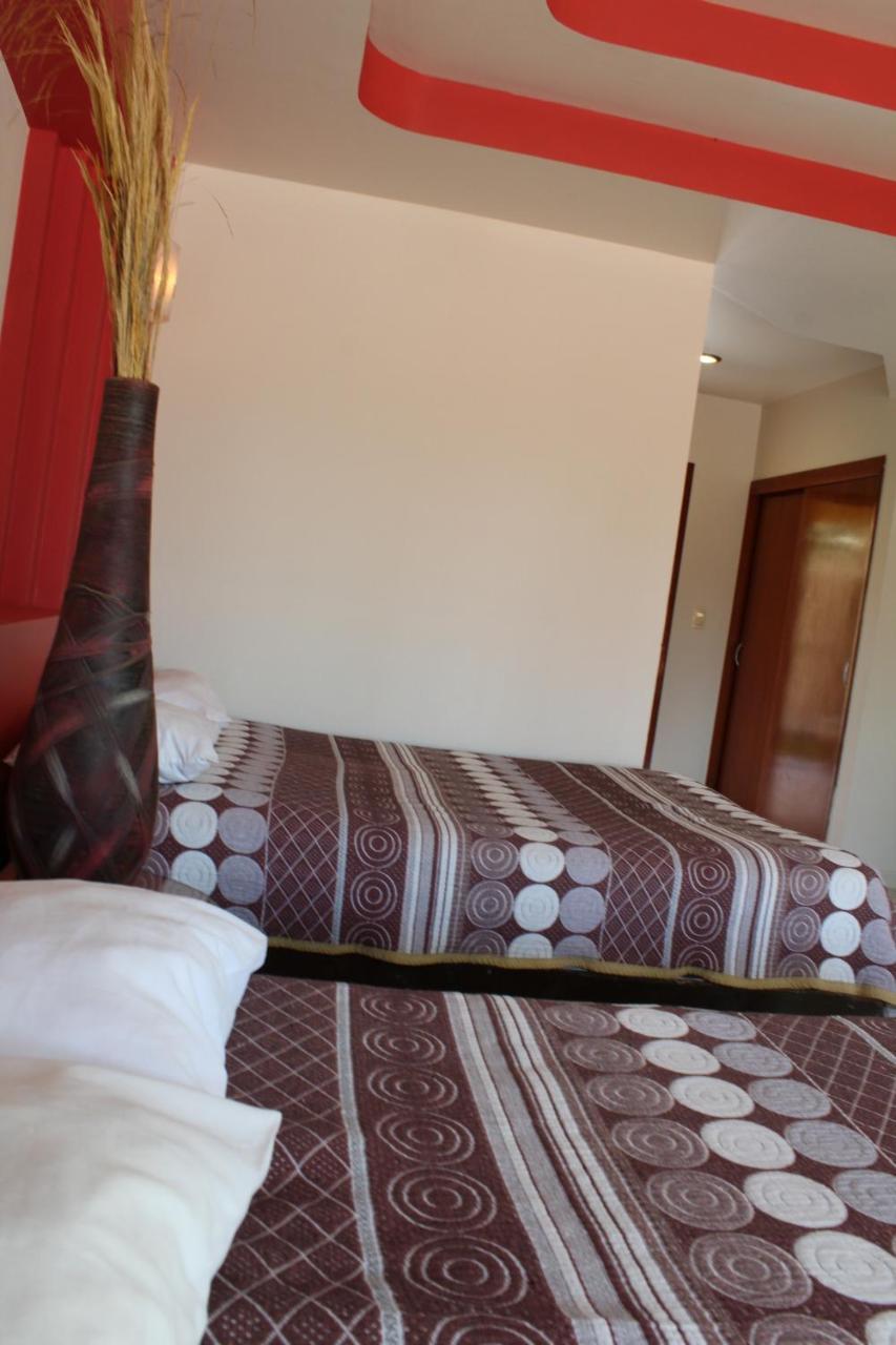 Hotel Real De Cortes Los Reyes  Kültér fotó