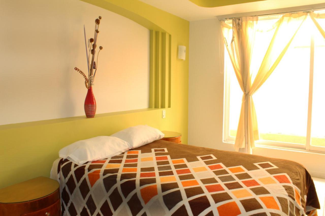 Hotel Real De Cortes Los Reyes  Kültér fotó