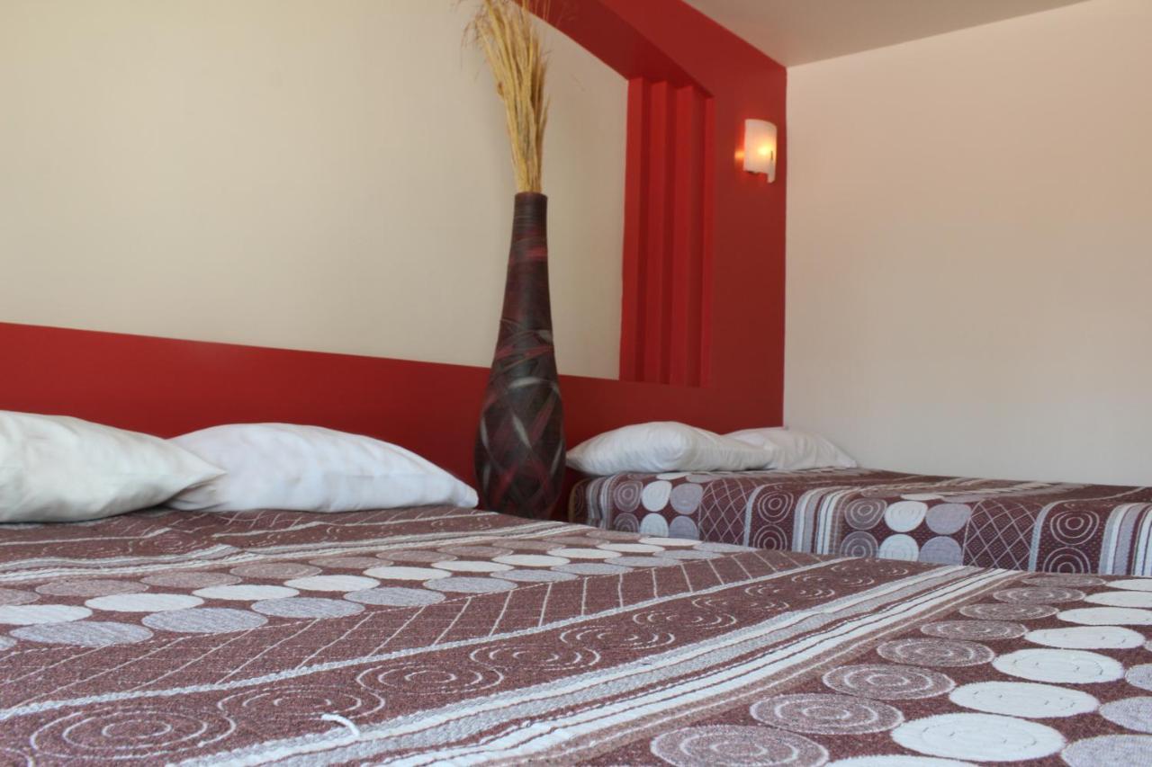 Hotel Real De Cortes Los Reyes  Kültér fotó